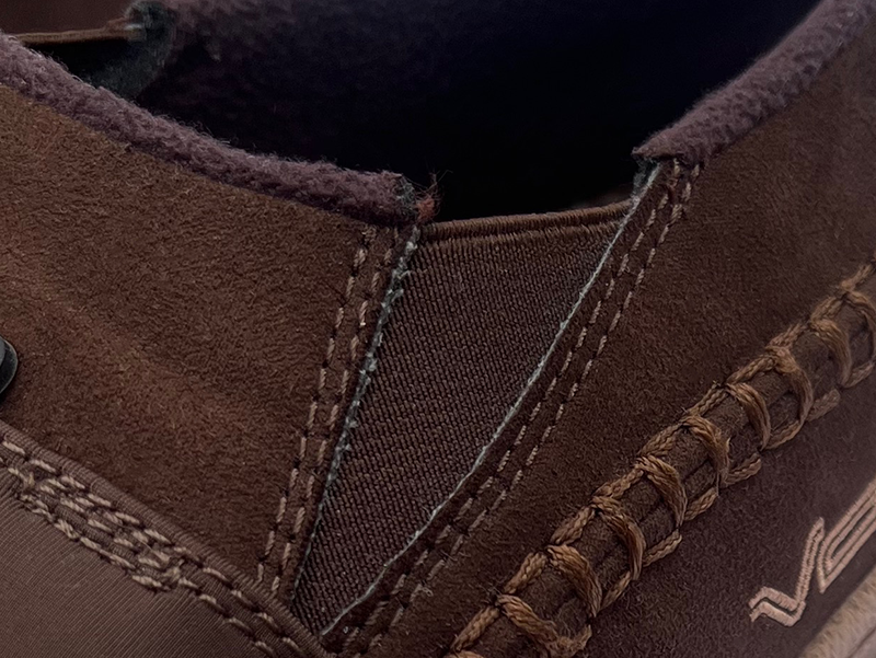 volt camp heated slippers to warm your feet closeup on gusset 