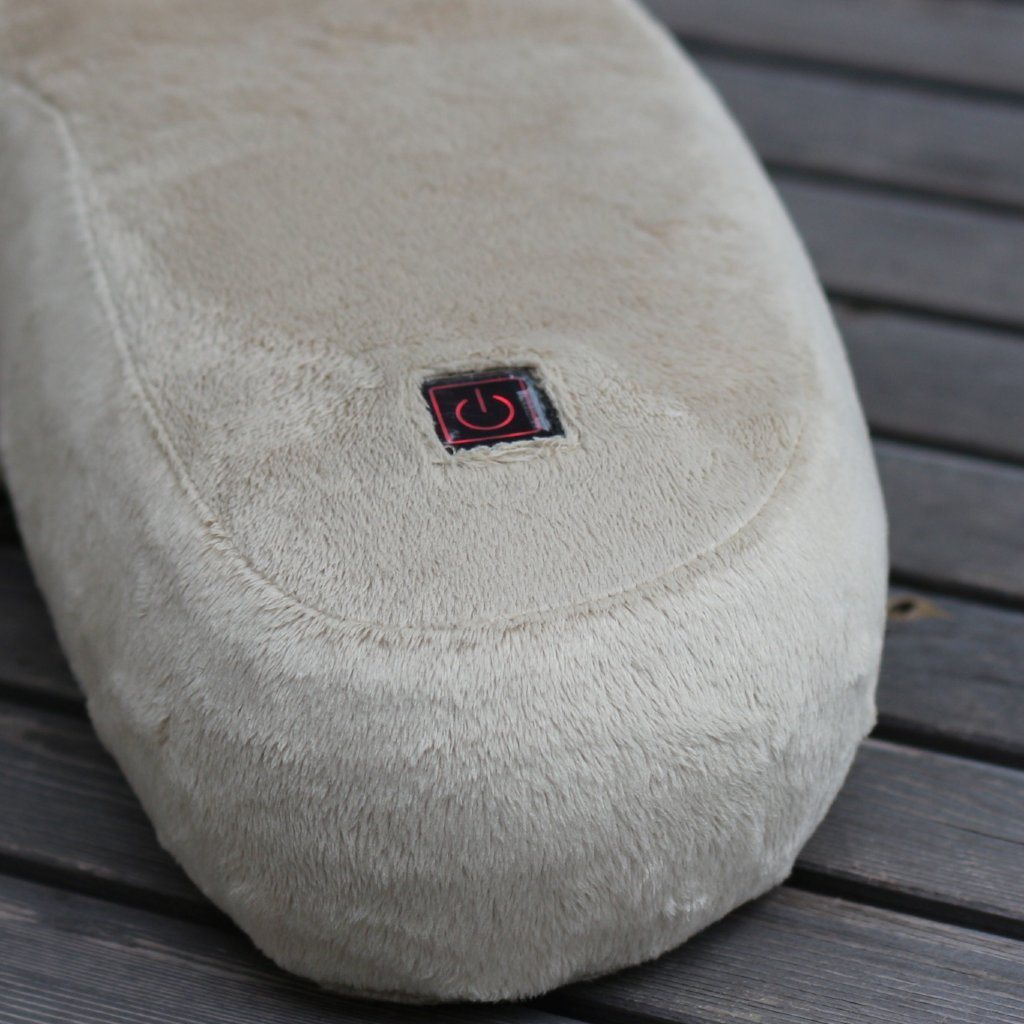 3 Levels of heat with the push of a button to select from to get hours of heat to your neck